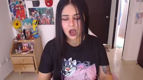 sub_nezuko_69 online show from October 10, 2025, 2:49 pm