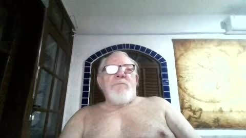 Snapshot of subbtmpig4u chatting on May 18, 2026, 1:56 am SubBtmPig4U online show from May 18, 2026, 1:56 am