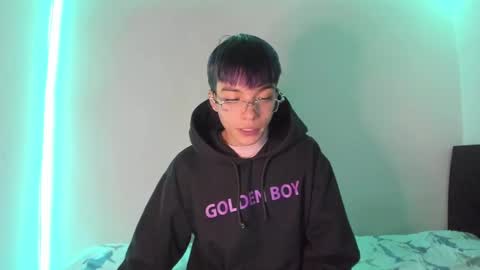 Snapshot of submissive_boyy_ chatting on January 13, 2025, 5:12 pm nico online show from January 13, 2025, 5:12 pm