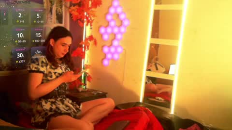 sofhia online show from January 24, 2025, 3:43 am