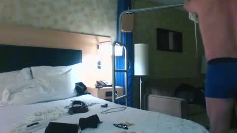 Snapshot of suboutdoors11 chatting on February 27, 2025, 1:16 am suboutdoors11 online show from February 27, 2025, 1:16 am