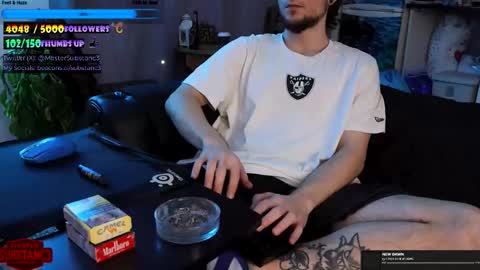 Snapshot of substanc3 chatting on November 16, 2025, 8:47 pm Im Substanc3 online show from November 16, 2025, 8:47 pm