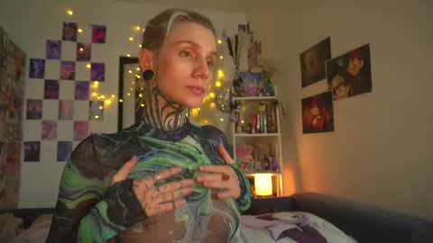 Snapshot of succubus_66 chatting on March 1, 2025, 12:23 pm succubus_66 online show from March 1, 2025, 12:23 pm