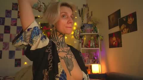 Snapshot of succubus_66 chatting on March 7, 2025, 2:56 pm succubus_66 online show from March 7, 2025, 2:56 pm