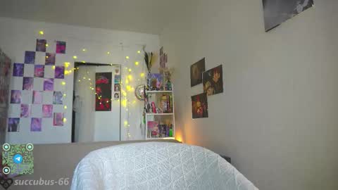 Snapshot of succubus_66 chatting on September 18, 2025, 12:40 pm succubus_66 online show from September 18, 2025, 12:40 pm