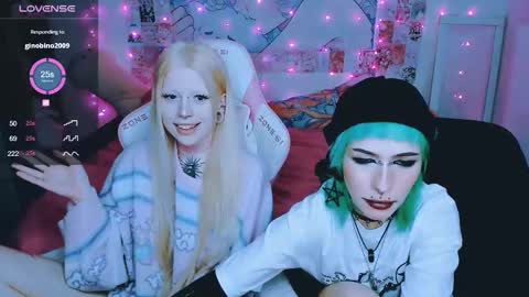 Snapshot of succubus_leslie chatting on March 4, 2026, 11:00 pm succubus_leslie online show from March 4, 2026, 11:00 pm