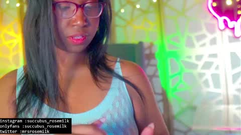 Snapshot of succubus_rosemilk chatting on January 21, 2025, 6:11 am Succubus RoseMilk online show from January 21, 2025, 6:11 am