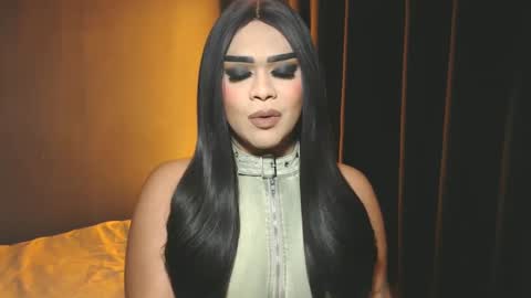 Snapshot of suckablecockoffreya chatting on December 28, 2024, 12:13 pm JADE ELYSE online show from December 28, 2024, 12:13 pm