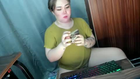 Millany online show from April 7, 2026, 5:41 am