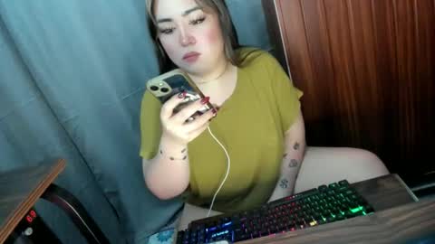 Millany online show from April 28, 2026, 3:33 am