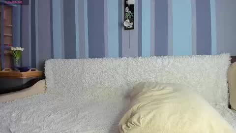 Kat Martinez online show from September 9, 2025, 12:05 pm