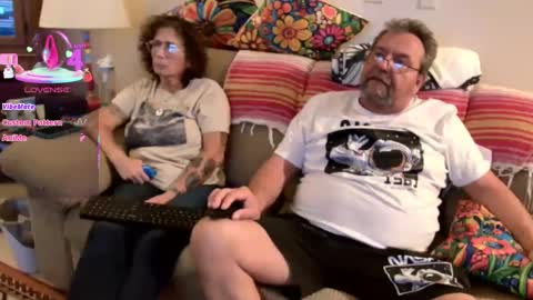 Snapshot of suenixon chatting on October 2, 2025, 1:23 am suenixon online show from October 2, 2025, 1:23 am