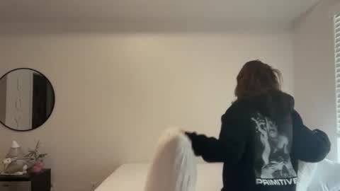 suerrab3304 online show from November 5, 2025, 9:48 pm