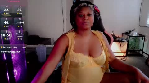 lexi love online show from September 16, 2025, 9:05 pm