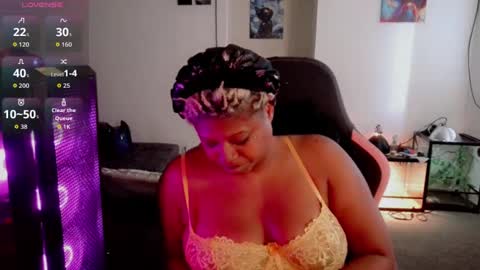 lexi love online show from September 25, 2025, 12:36 am