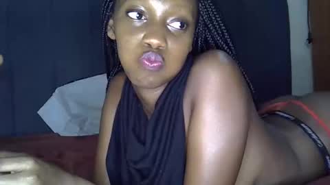 sugarluna001 online show from February 9, 2026, 7:51 pm