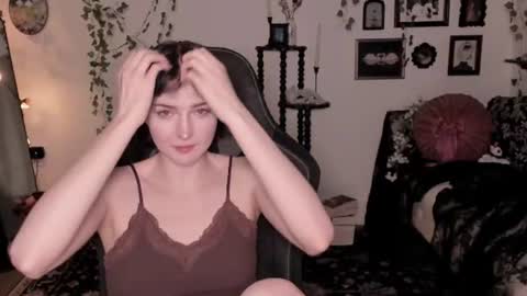 Snapshot of sugarmiette chatting on June 27, 2026, 3:55 am Ella online show from June 27, 2026, 3:55 am