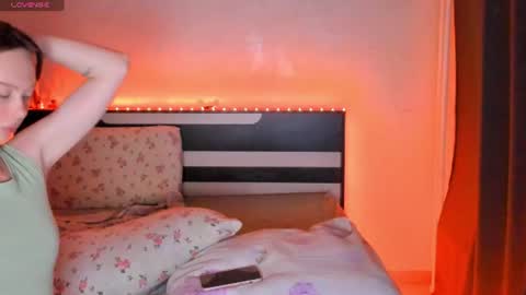 Snapshot of sugarsin_ chatting on July 19, 2026, 8:01 pm Lola online show from July 19, 2026, 8:01 pm