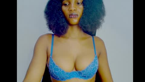 Snapshot of sugax_cuntwetxx chatting on October 16, 2025, 2:12 am Ivy online show from October 16, 2025, 2:12 am