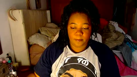 Snapshot of suggarbaby1 chatting on June 18, 2026, 5:19 am Cami Back in 2 hours online show from June 18, 2026, 5:19 am