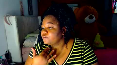 Snapshot of suggarbaby1 chatting on July 14, 2026, 5:12 am Cami Back in 2 hours online show from July 14, 2026, 5:12 am