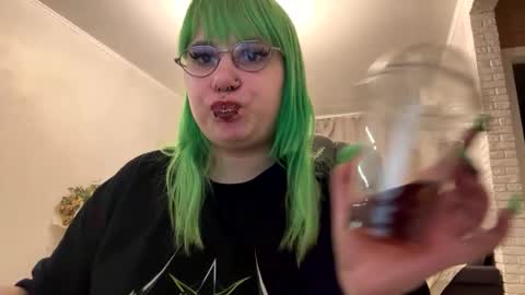 Snapshot of suicidyalice chatting on May 31, 2026, 9:05 pm Alice Suicide online show from May 31, 2026, 9:05 pm
