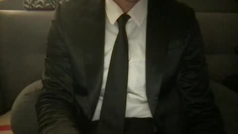 suitfetishez online show from February 13, 2026, 6:42 am