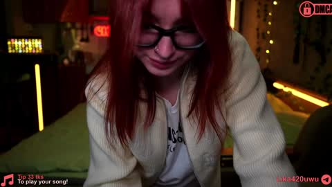 Lika ginger  Jessy blond   online show from December 18, 2024, 11:08 pm