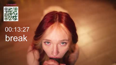 Lika ginger  Jessy blond   online show from December 16, 2025, 3:11 am