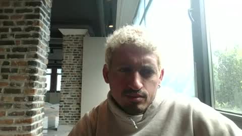 Snapshot of suleymaninki chatting on April 4, 2026, 10:57 am suleymaninki online show from April 4, 2026, 10:57 am