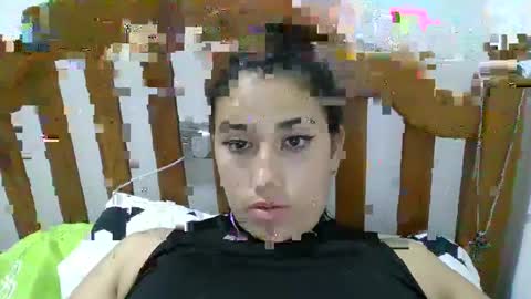 Snapshot of sulmatevans_ chatting on January 5, 2025, 3:11 am Diana online show from January 5, 2025, 3:11 am