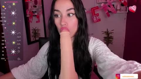 Snapshot of sulmatevans_ chatting on February 14, 2025, 10:59 am Diana online show from February 14, 2025, 10:59 am