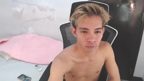 Snapshot of sultry_charls chatting on October 24, 2025, 12:12 pm sultry_charls online show from October 24, 2025, 12:12 pm