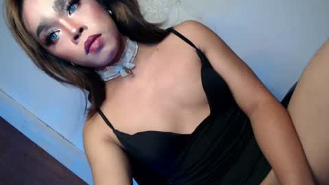 Snapshot of sultry_sirenxx chatting on June 24, 2026, 4:17 pm sultry_sirenxx online show from June 24, 2026, 4:17 pm