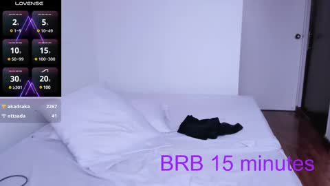 Nicolle  online show from March 7, 2025, 7:49 pm