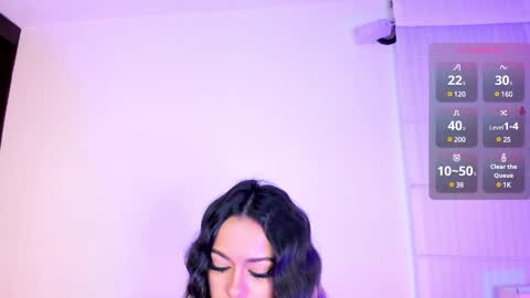 Snapshot of summer_holiday chatting on December 16, 2024, 10:29 am OnlyFans summer holiday online show from December 16, 2024, 10:29 am