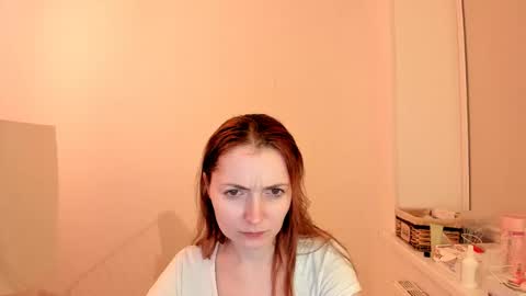 Summer Preston online show from March 6, 2025, 7:54 pm