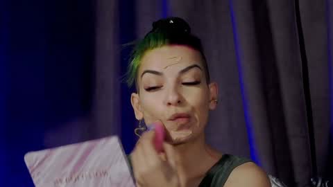 Snapshot of summer_quinn_ chatting on January 2, 2025, 5:46 am Deea online show from January 2, 2025, 5:46 am