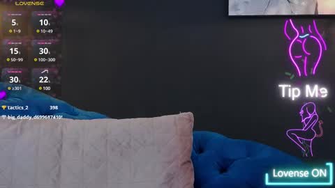 Snapshot of summer_quinn_ chatting on February 9, 2025, 9:05 am Deea online show from February 9, 2025, 9:05 am