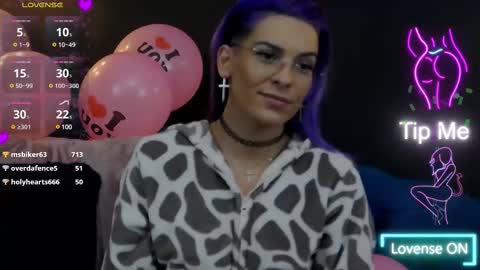 Snapshot of summer_quinn_ chatting on February 15, 2025, 9:27 am Deea online show from February 15, 2025, 9:27 am