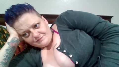 Snapshot of summerdivine69 chatting on November 17, 2025, 10:32 am Summer Divine online show from November 17, 2025, 10:32 am