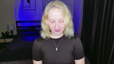 Snapshot of summerjem chatting on November 18, 2025, 4:28 am summerjem online show from November 18, 2025, 4:28 am