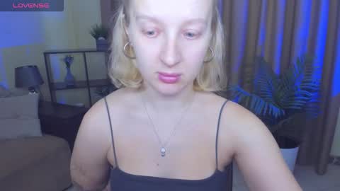 Snapshot of summerjem chatting on November 24, 2025, 9:31 am summerjem online show from November 24, 2025, 9:31 am