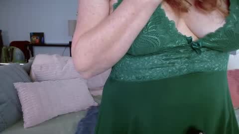 SummerKnightzzz online show from January 8, 2025, 1:09 pm