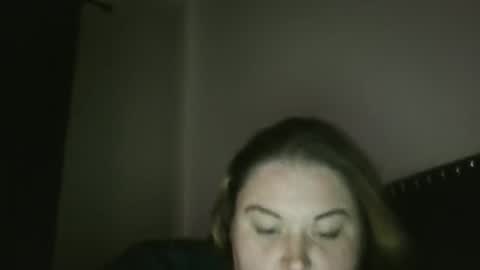 summerwaterfall online show from May 31, 2026, 11:28 pm