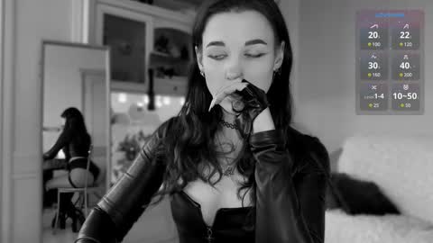 Snapshot of sun_for_you chatting on February 19, 2025, 2:01 pm Miss Nelly online show from February 19, 2025, 2:01 pm