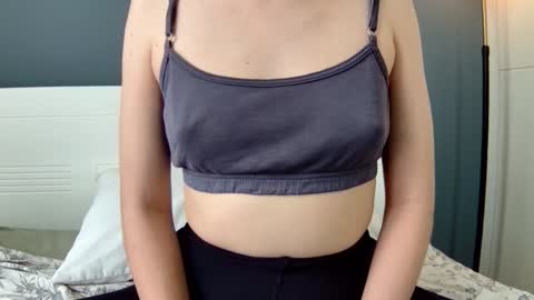 luna online show from February 8, 2025, 7:04 am