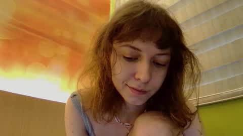 luna online show from October 8, 2025, 3:37 am