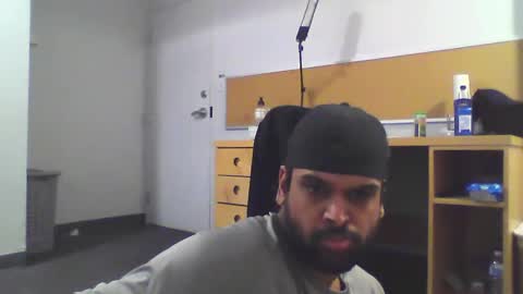 Snapshot of sundoog chatting on February 4, 2025, 11:49 pm Sundoog online show from February 4, 2025, 11:49 pm