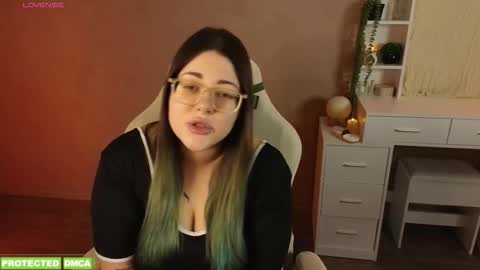 Tina. Im topless model  online show from January 8, 2026, 10:28 am